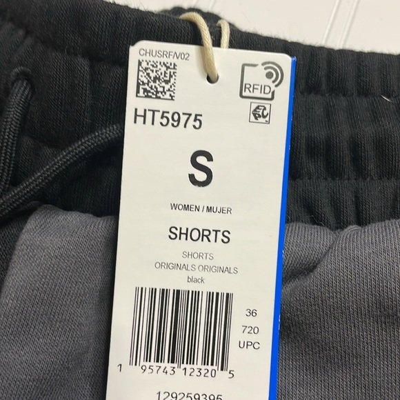 Adidas original tube top and shorts set NWT size small - Picture 4 of 8